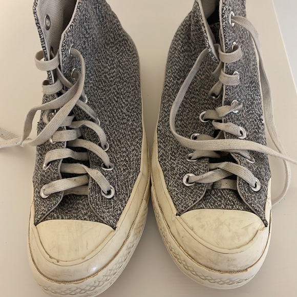 Converse shoes - Picture 3 of 7